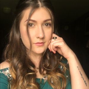 Meet your Posher, Betsy